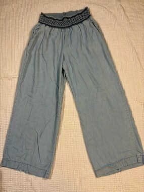 Westbound Light Blue Wide-Leg  Pants with Smocked Waist, size Large petite